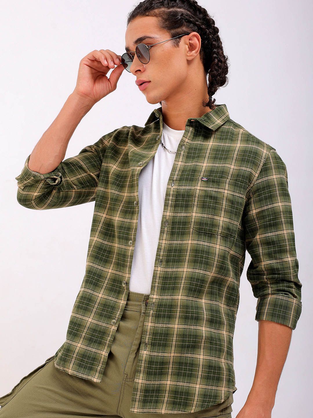 The Indian Garage Co Slim Fit Tartan Checked Spread Collar Pure Cotton Casual Shirt