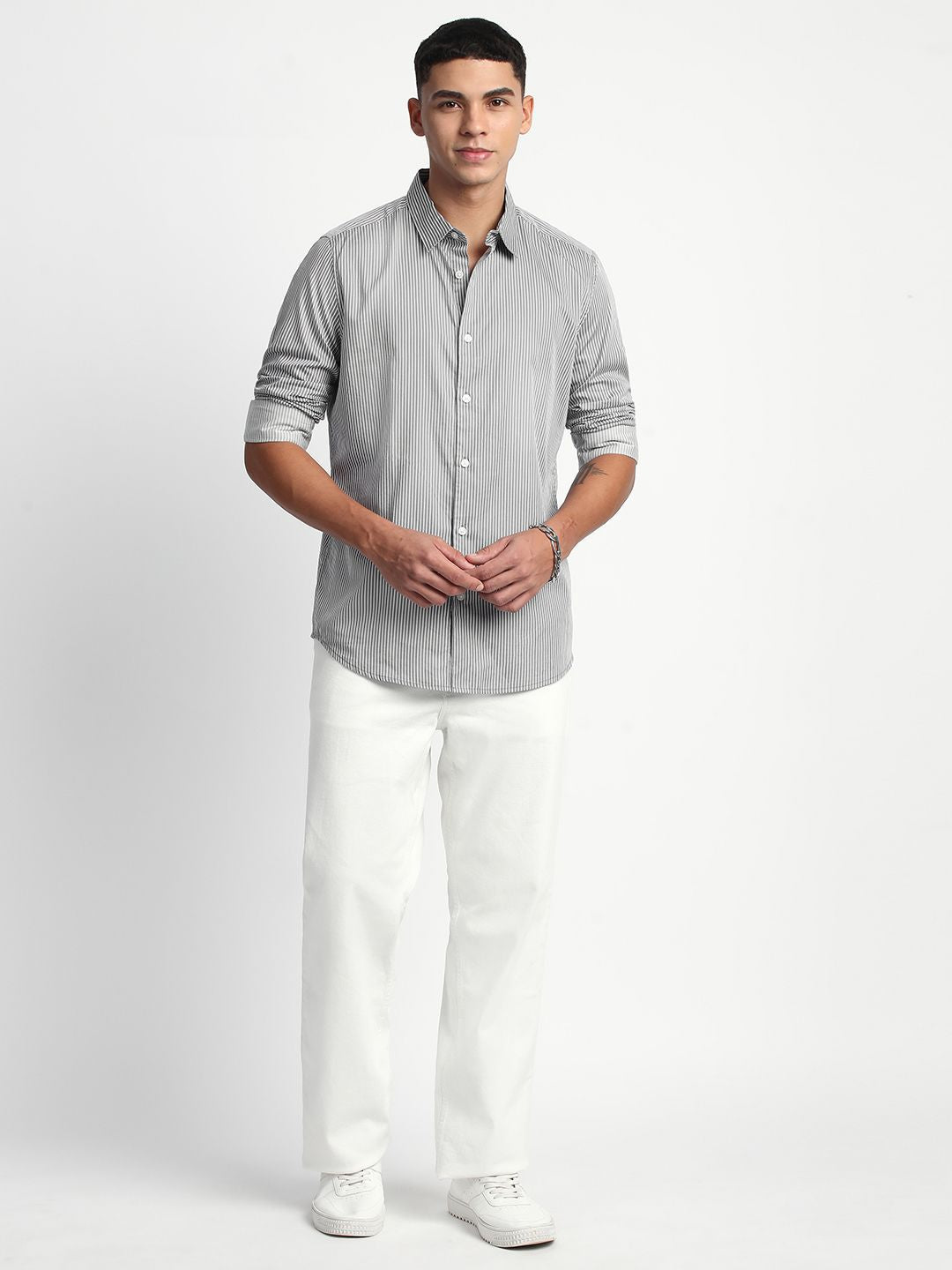 THE BEAR HOUSE Men Slim Fit Opaque Striped Casual Shirt
