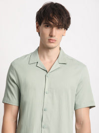 THE BEAR HOUSE Cuban Collar Seersucker Weave Casual Shirt