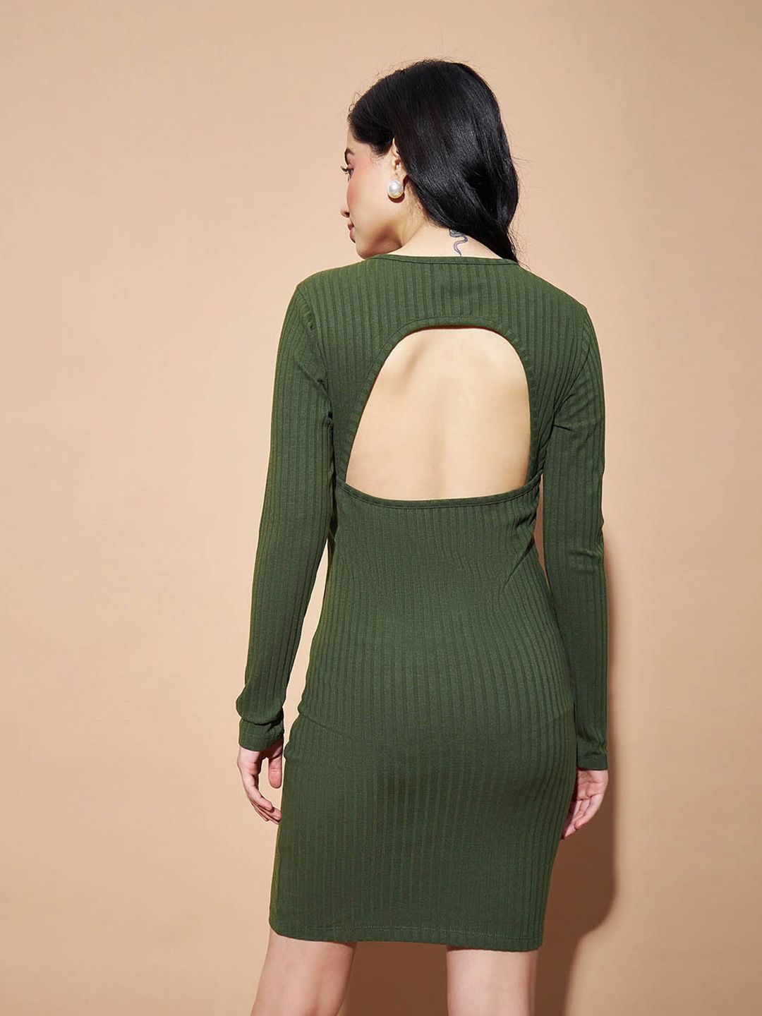 SASSAFRAS BASICS Cut-Out Ribbed Round Neck Bodycon Dress