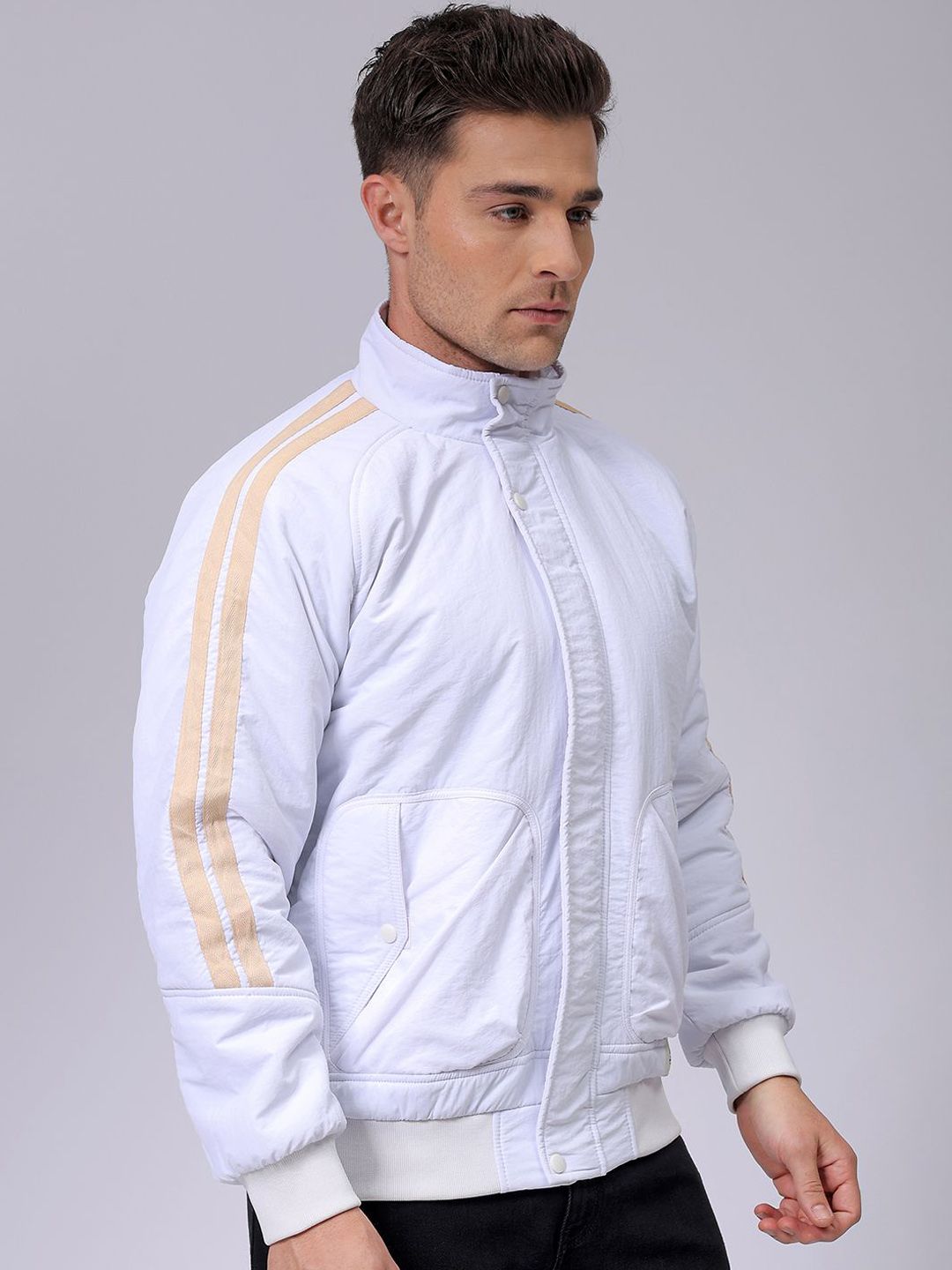 The Indian Garage Co Men Quilted Jacket