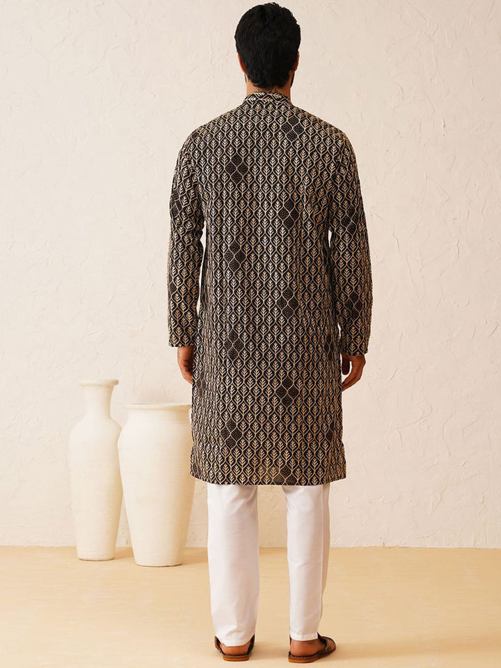 SOJANYA Ethnic Motifs Embroidered Thread Work Detailed Pure Cotton Kurta With Pyjamas