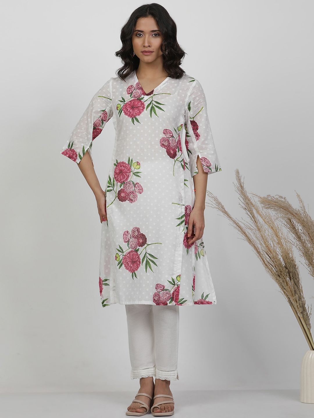 W White Floral Printed Pure Cotton Straight Kurta