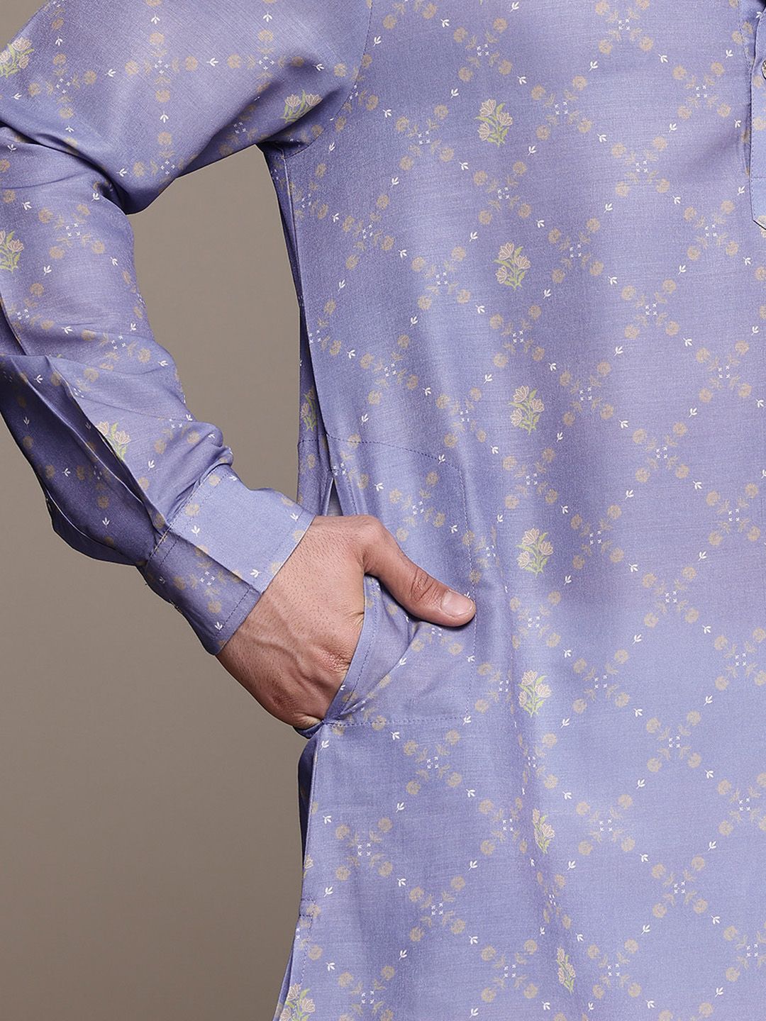 House of Pataudi Floral Printed Pathani Jashn Kurta