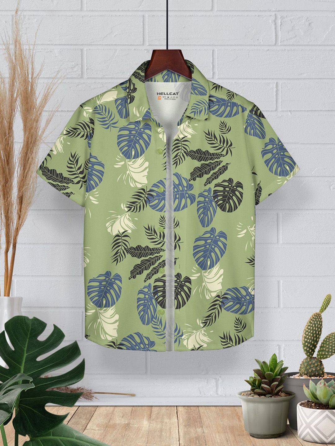 HELLCAT Boys Conversational Print Cotton Curved Hemline Opaque Casual Shirt