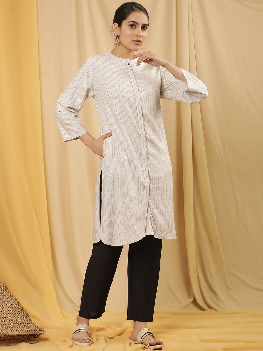 W Striped Mandarin Collar Straight Kurta