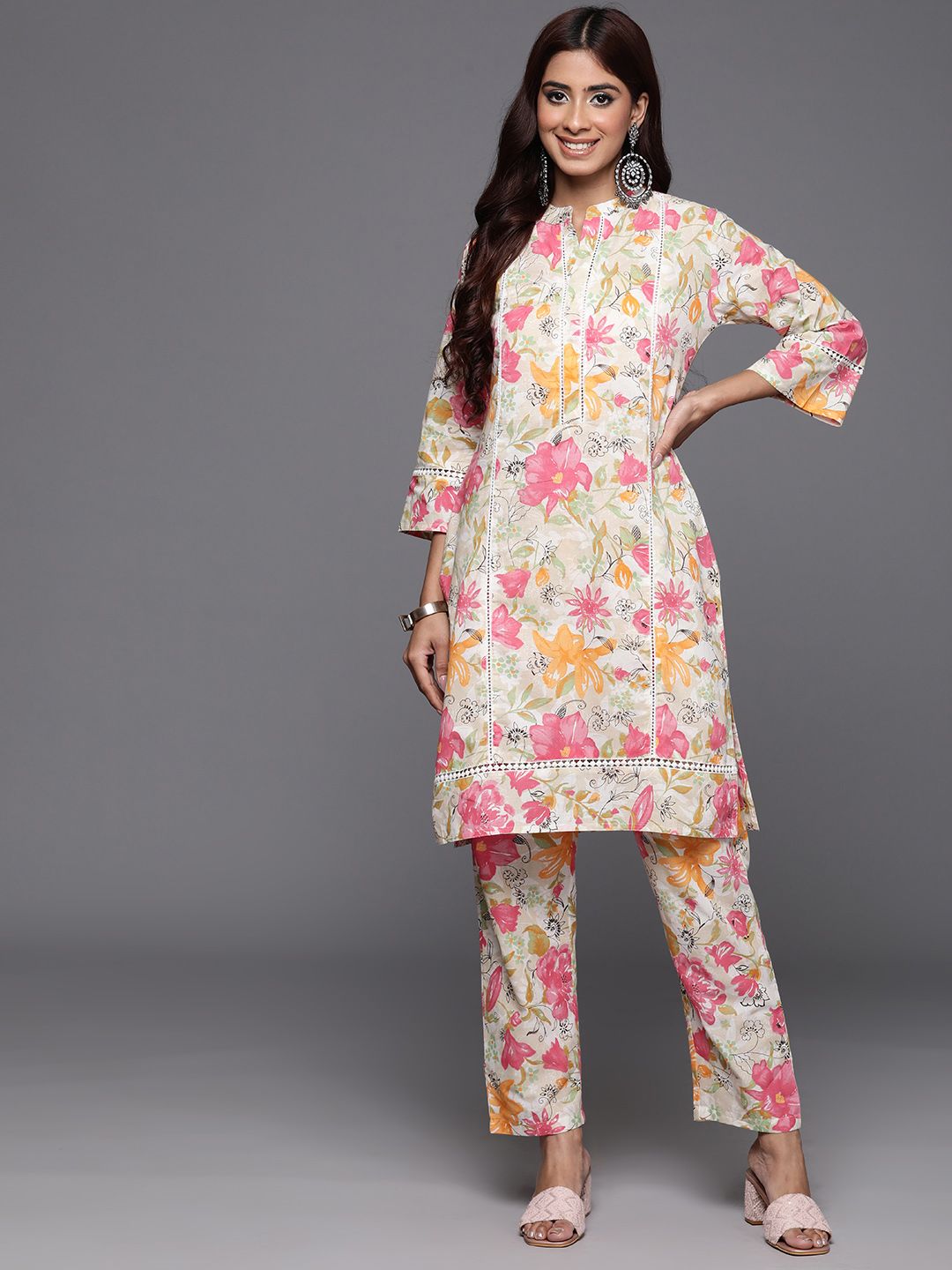 Varanga Off White Floral Printed Pure Cotton Lace Detailed Kurta With Trouser