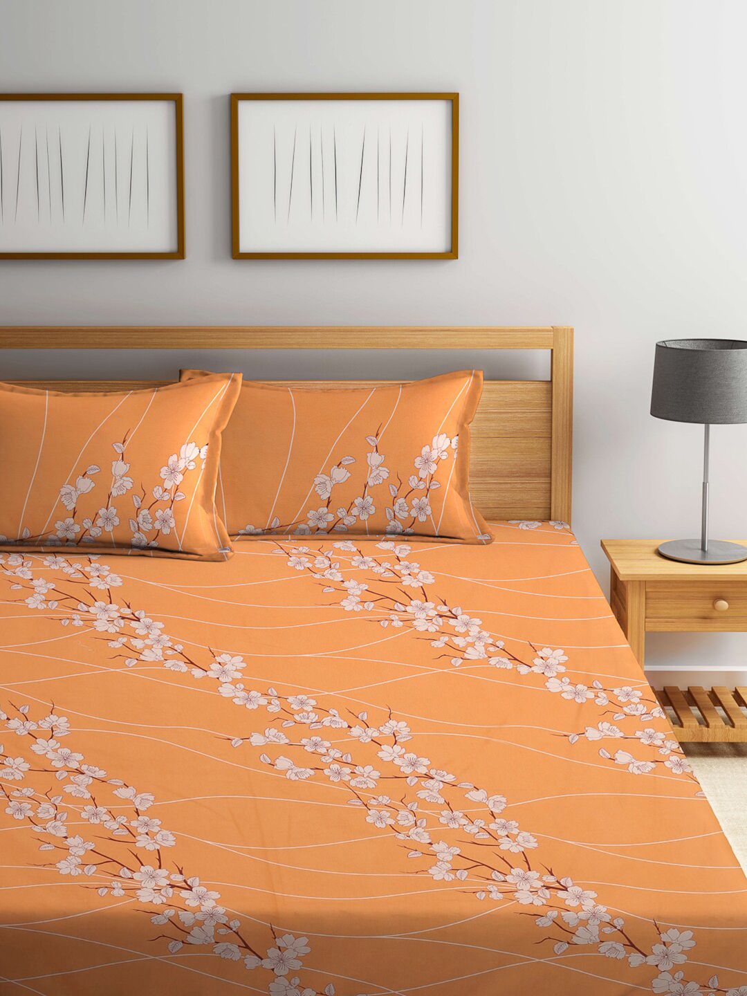KLOTTHE Orange & White Floral-Printed 130GSM Pure-Cotton Double KIng Bedsheet Set