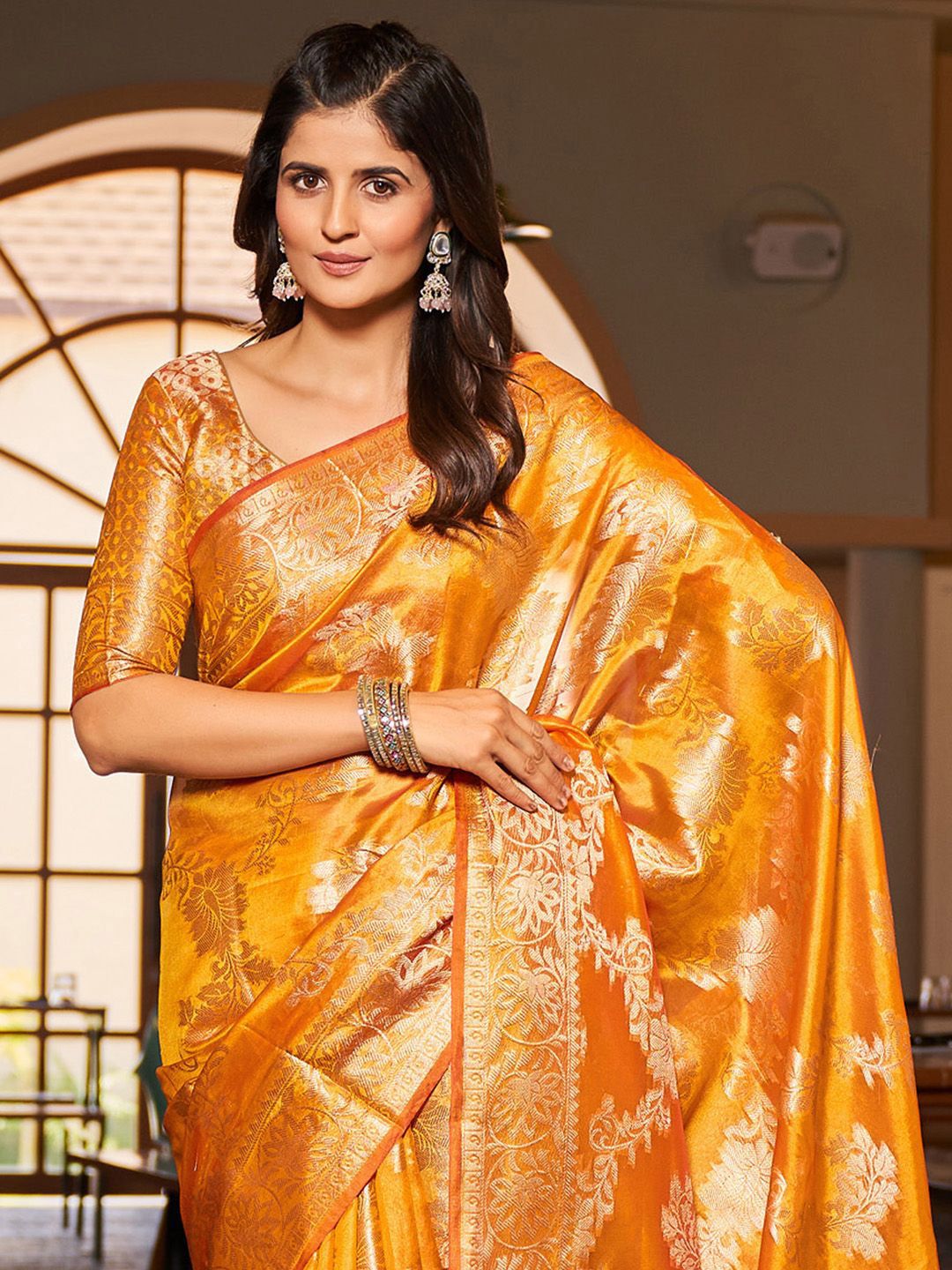 KALINI Ethnic Motifs Woven Design Zari Organza Banarasi Saree