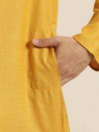 SOJANYA Men Mustard Yellow Kurta
