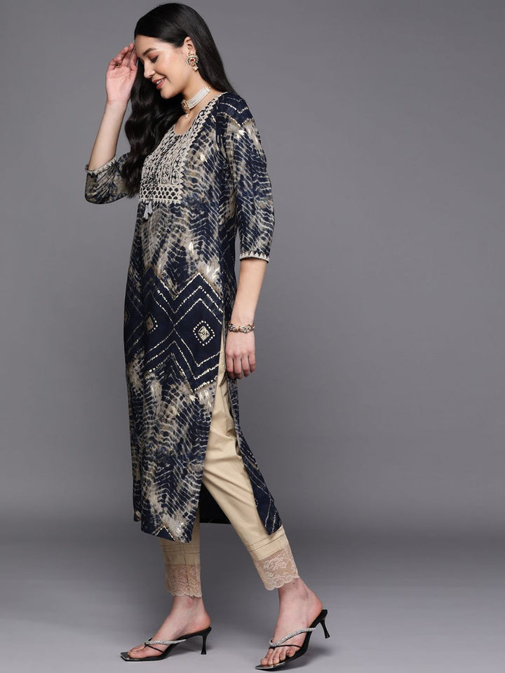 Libas Women Yoke Design Mirror Work Kurta