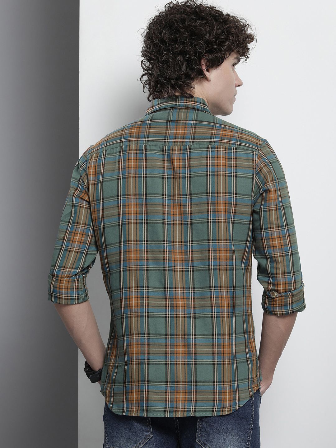 The Indian Garage Co Men Checked Casual Shirt