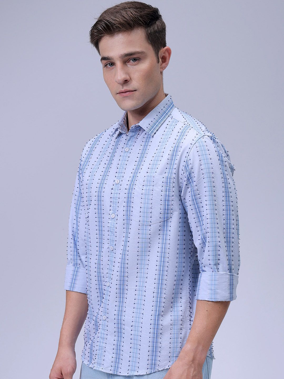 The Indian Garage Co Men Slim Fit Spread Collar Textured Cotton Casual Shirt