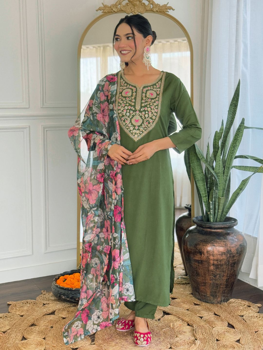 KALINI Women Floral Embroidered Regular Thread Work Kurta with Trousers & With Dupatta