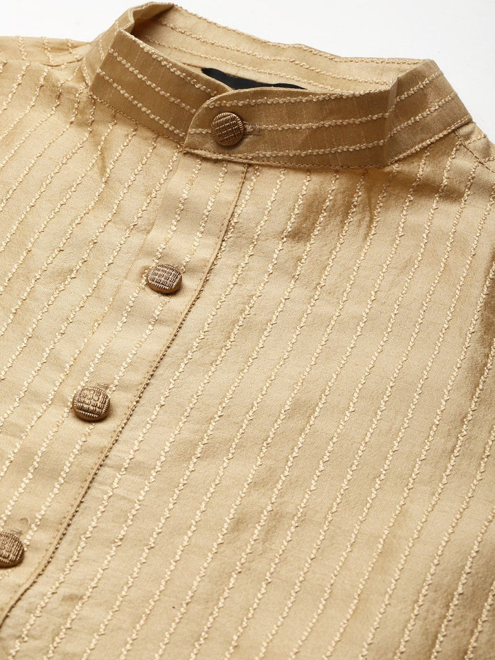 SOJANYA Kurta Emas & Kuning Lelaki dengan Jaket Churidar & Nehru