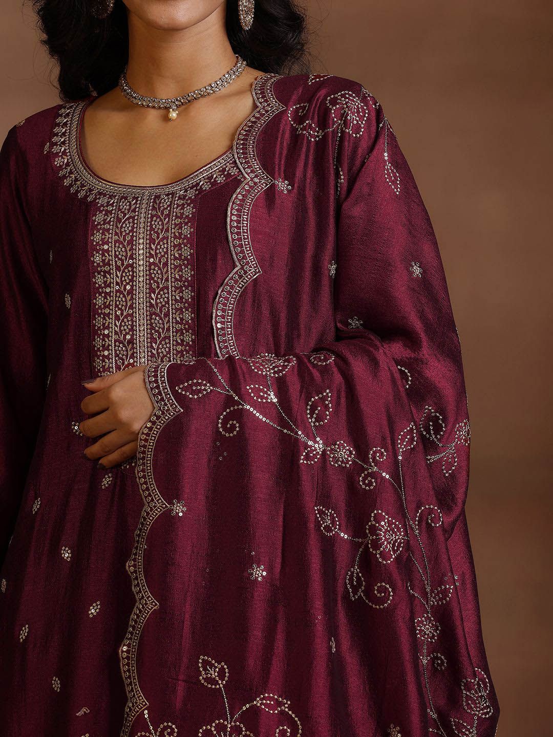 Libas Ethnic Motifs Embroidered Thread Work Straight Kurta With Trousers & Dupatta