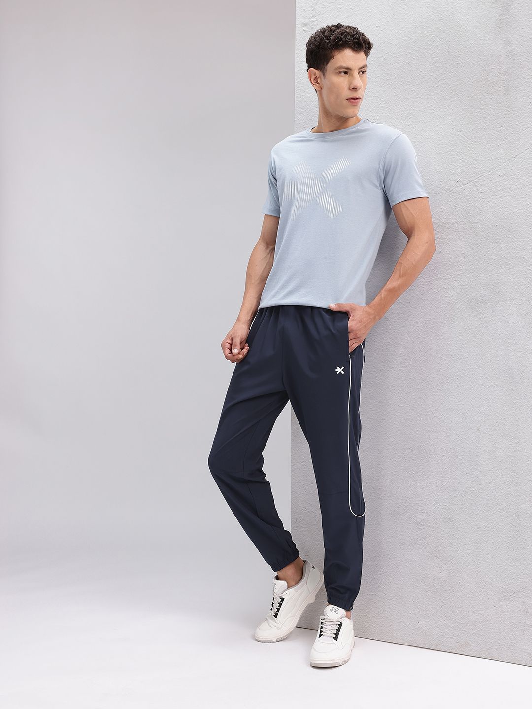 HRX by Hrithik Roshan Men Contrast Piping Lifestyle Joggers