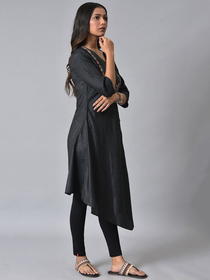 W Ethnic Motifs Yoke Design Thread Work A-Line Kurta