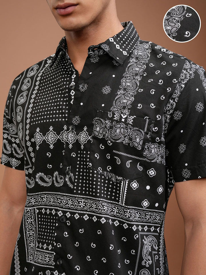 HIGHLANDER Men Black Slim Fit Opaque Printed Casual Shirt