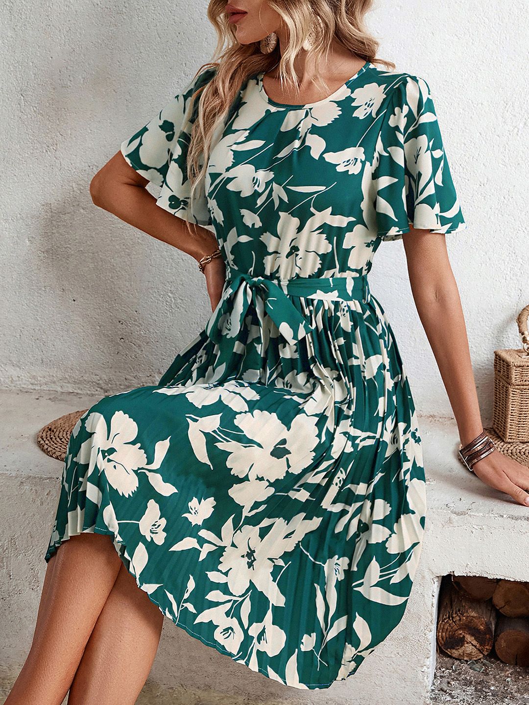 DressBerry Floral Print Accordion Pleats A-Line Dress With Tie-up Belt
