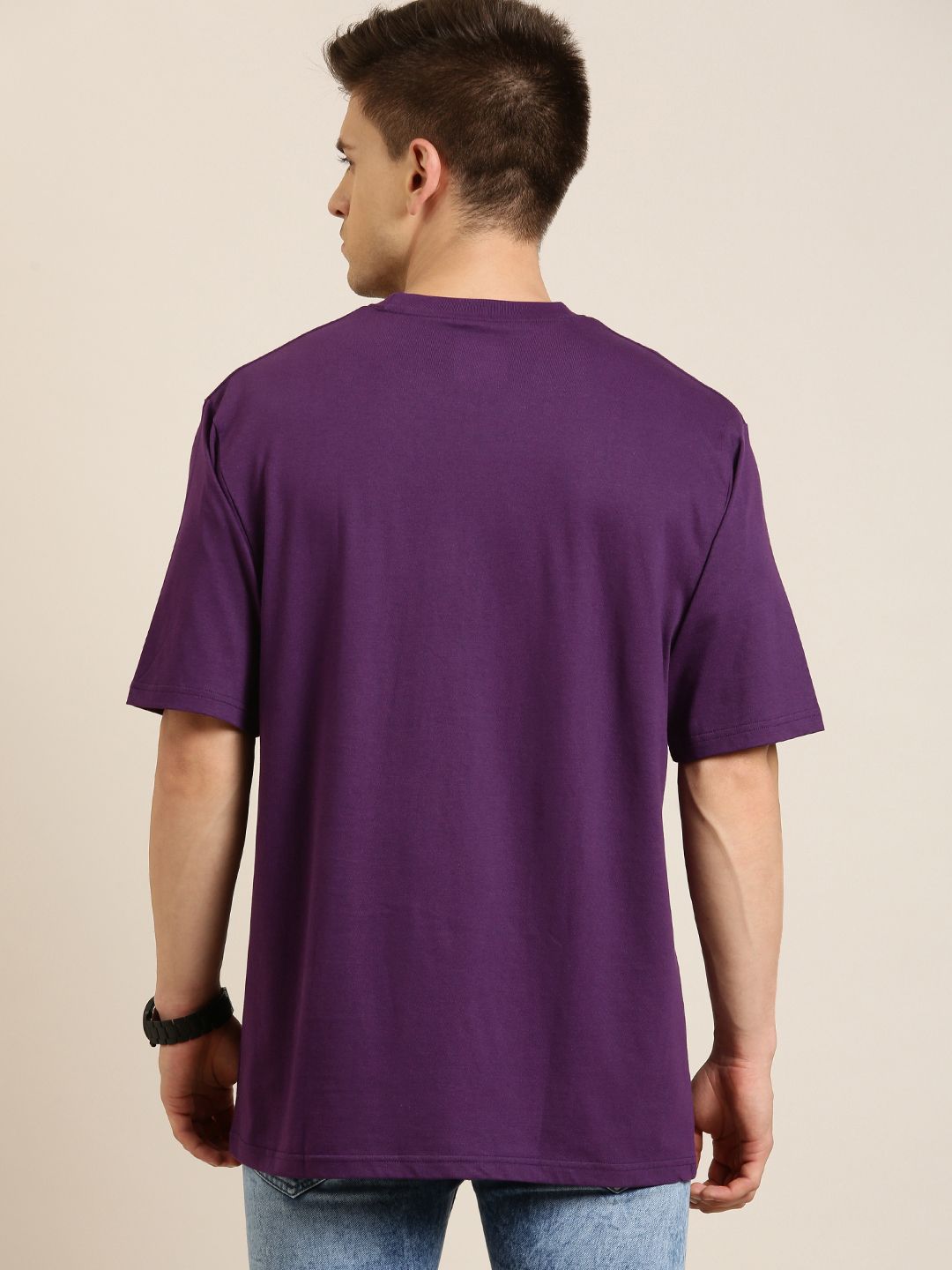 Difference of Opinion Men Solid Pure Cotton Drop-Shoulder Oversized Fit T-shirt