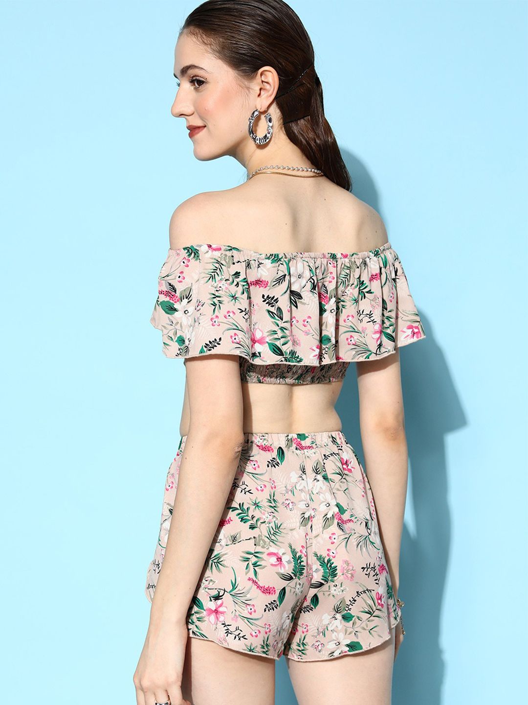 Berrylush Women  Beige Printed Top with  Shorts