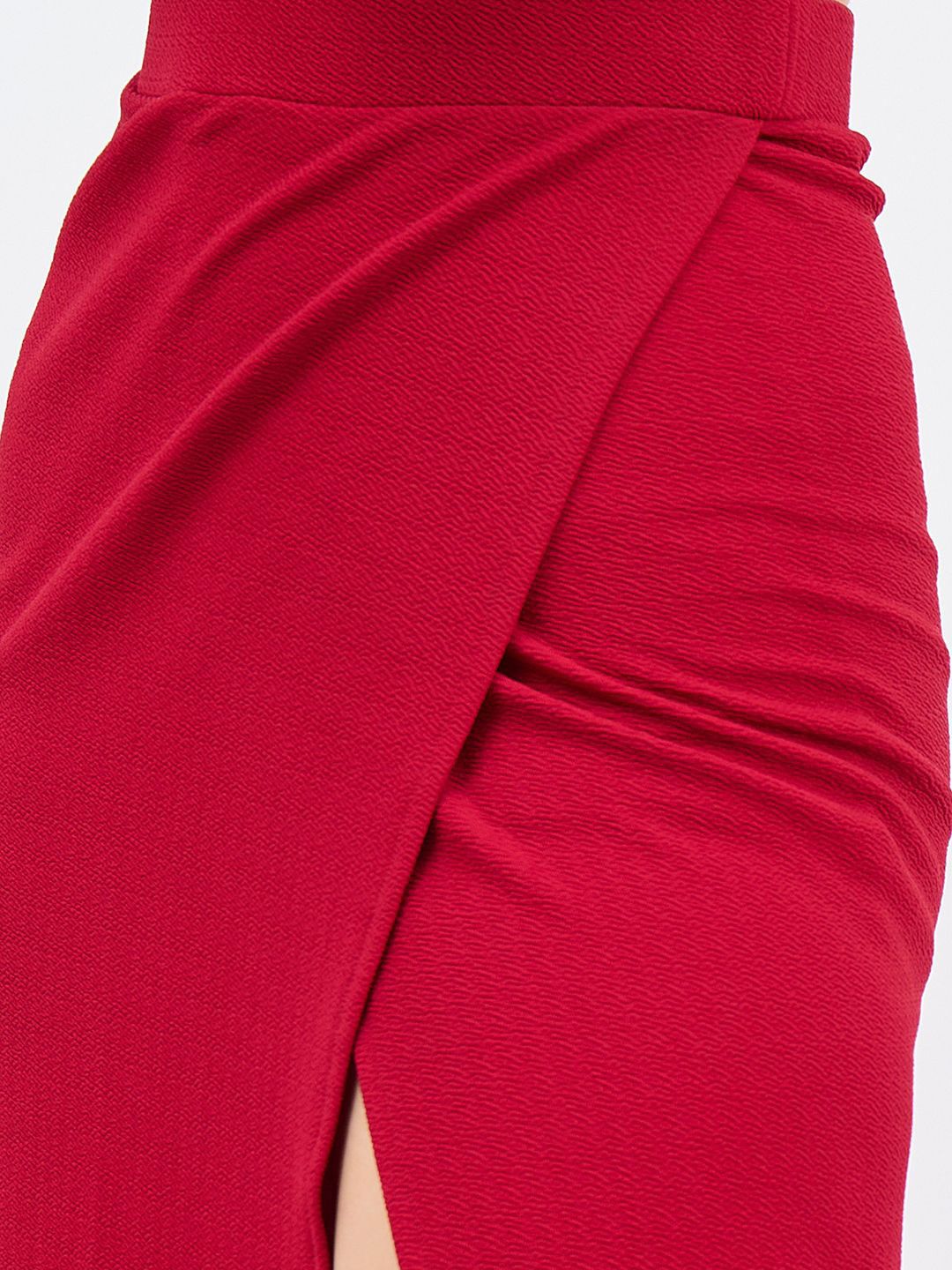 Berrylush Shoulder Straps Top With High Waist Split Thigh Skirt