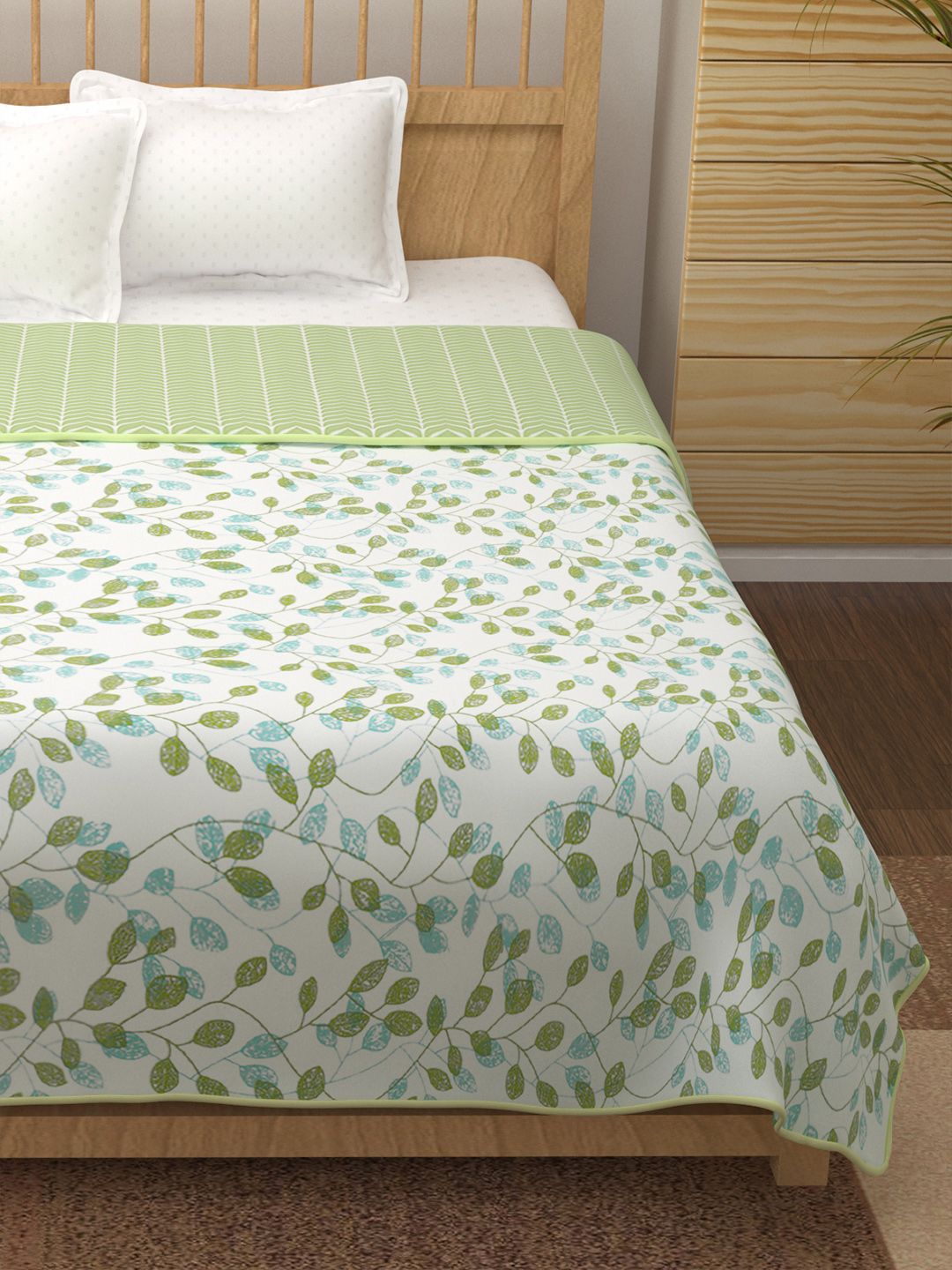 Story@home Fluorescent Green & White Floral AC Room 150 GSM Double Bed Dohar