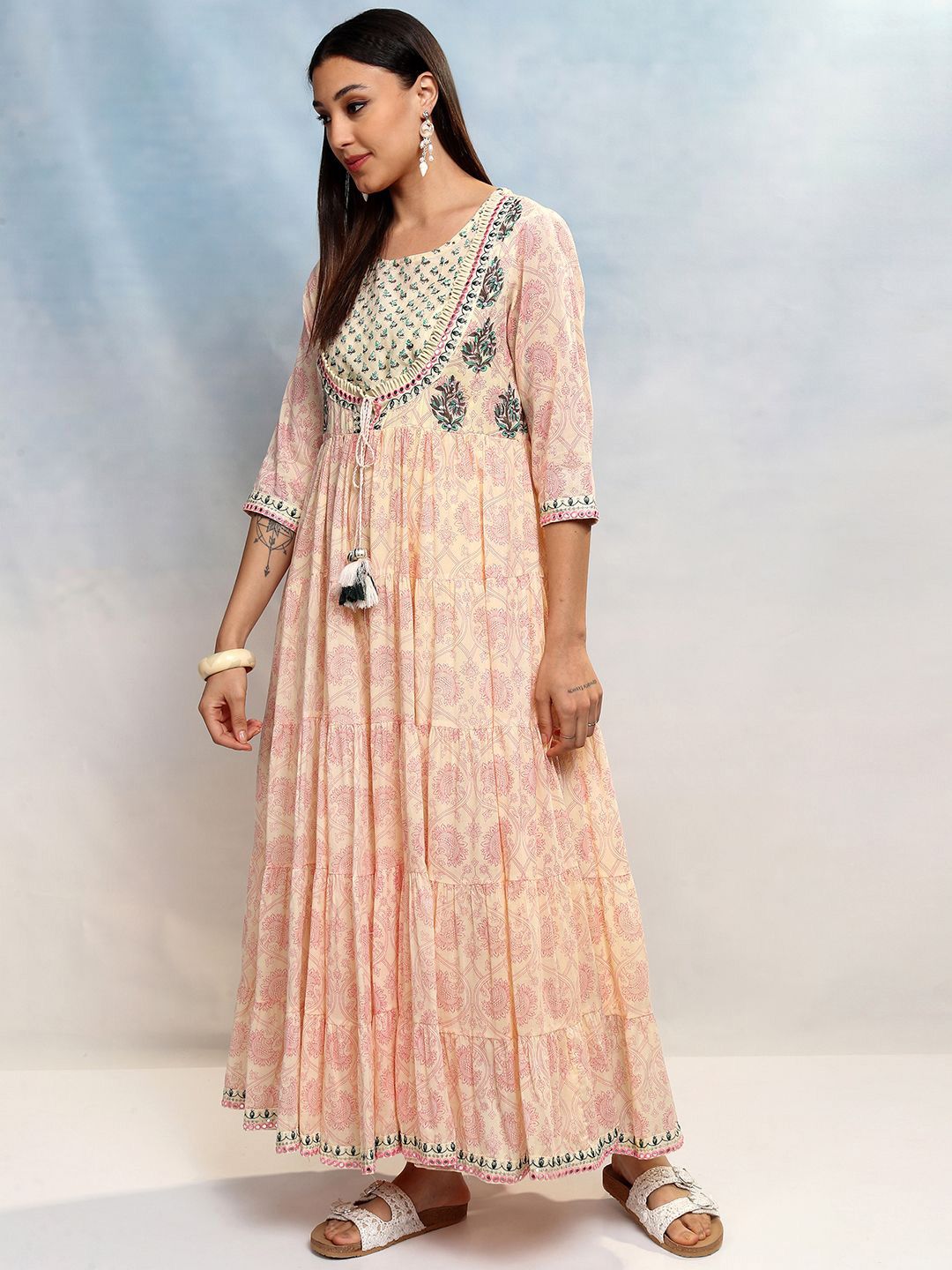 Vishudh Floral Print Maxi Dress