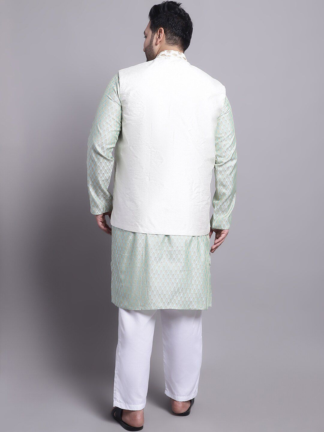 SOJANYA PLUS Ethnic Motifs Woven Design Regular Kurta With Pyjamas & Nehru Jacket
