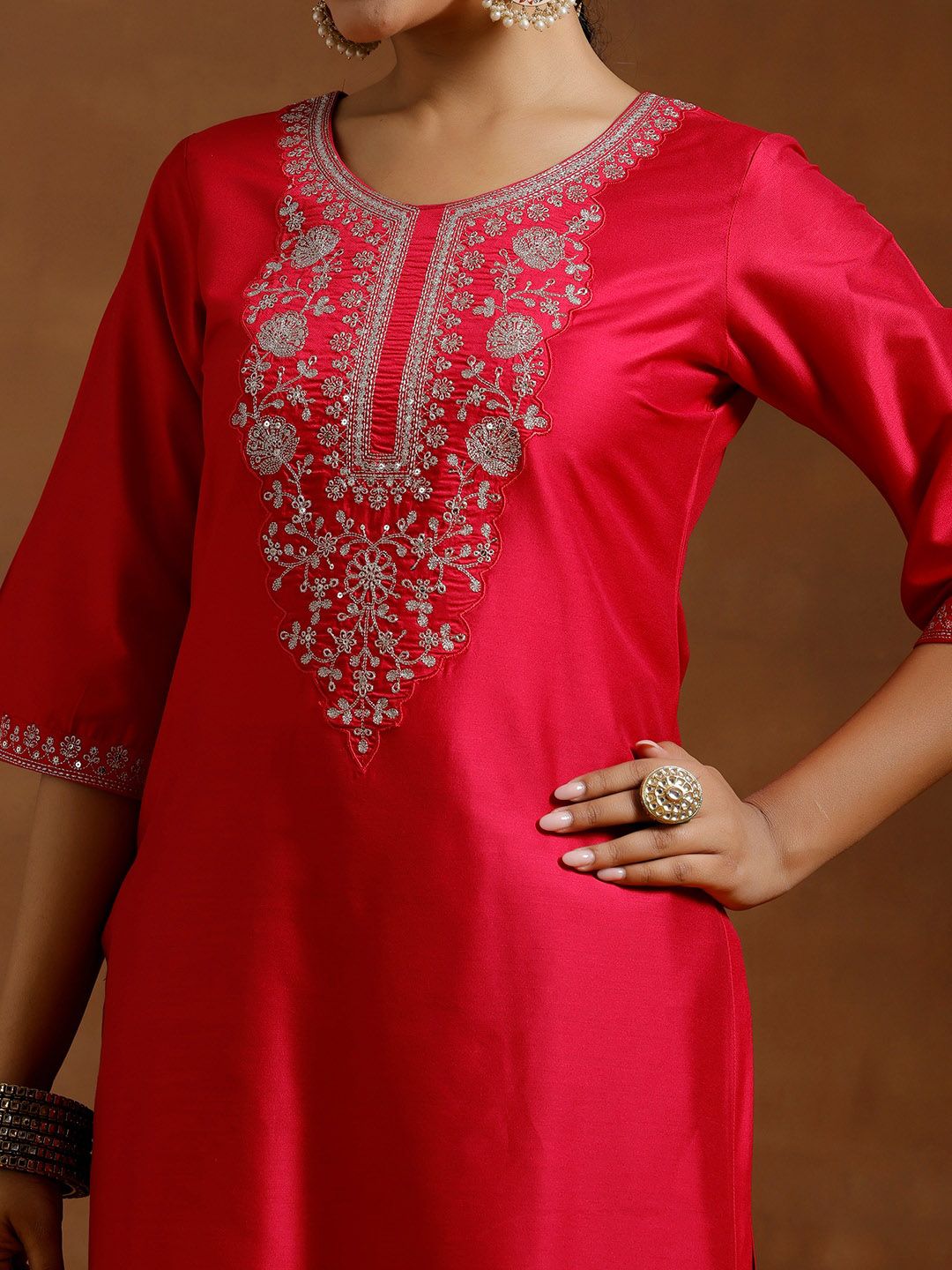 Libas Women Ethnic Motifs Thread Work Kurta