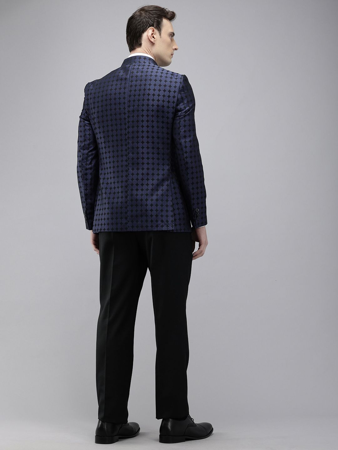 Park Avenue Self Design Mandarin Collar Regular Fit 2 Piece Party Suit