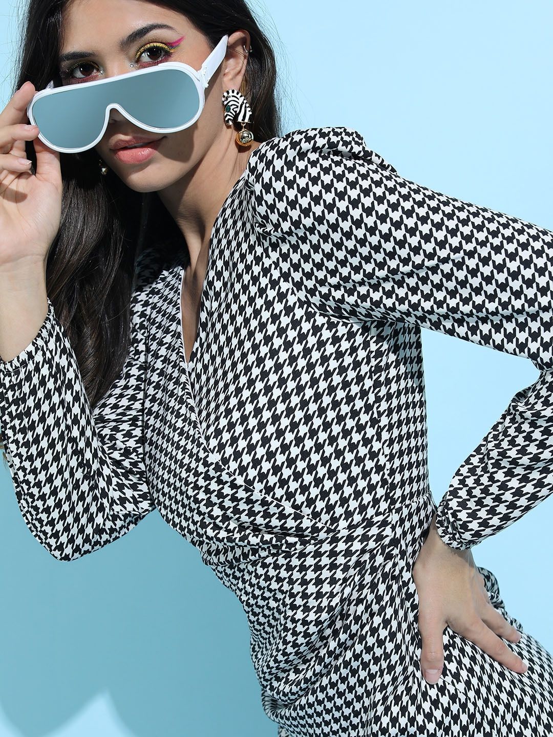 CHIC BY TOKYO TALKIES Women Stylish Black Geometric Dress