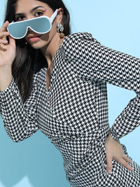 CHIC BY TOKYO TALKIES Women Stylish Black Geometric Dress