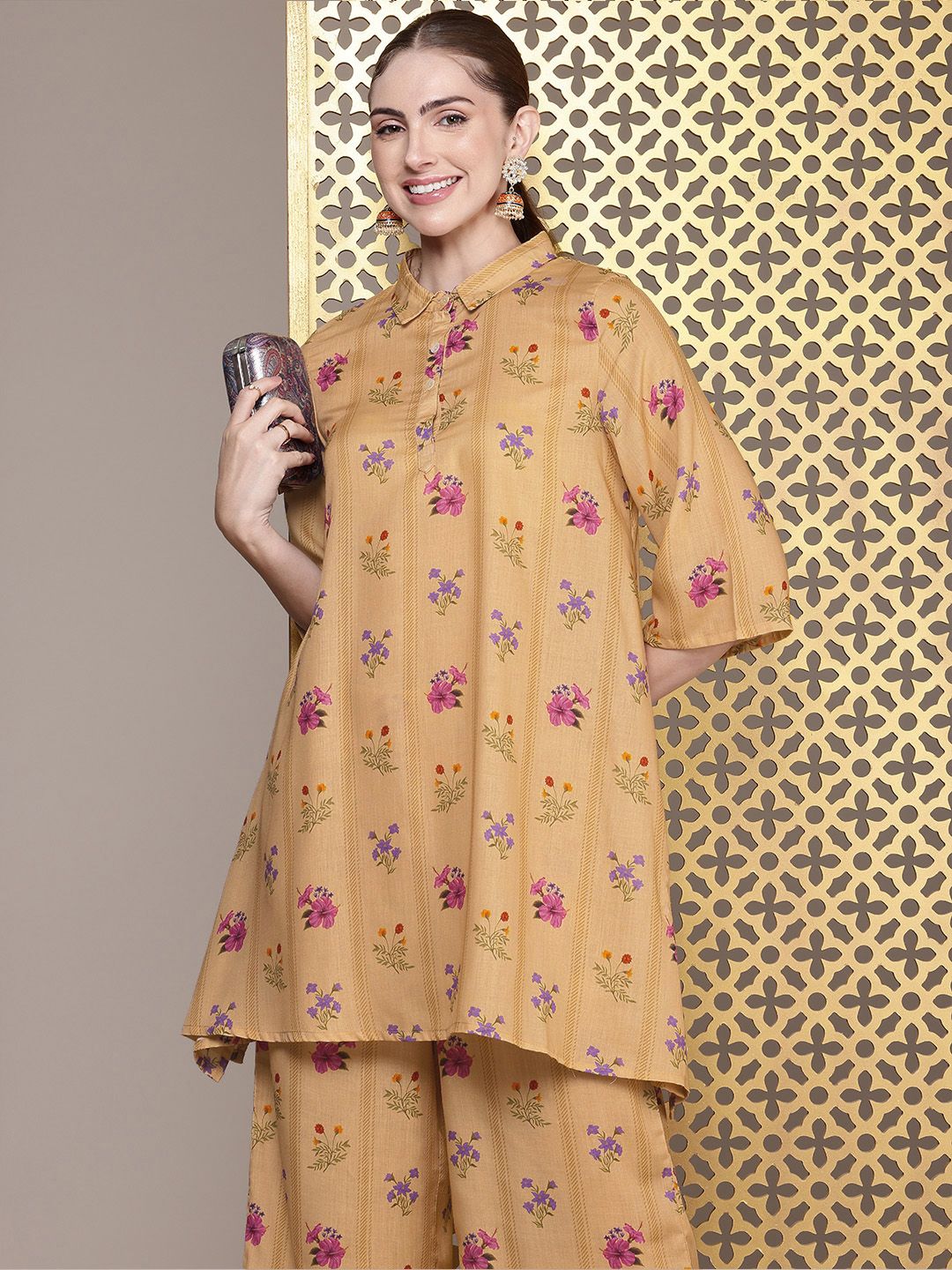 House of Pataudi Women Floral Printed Regular Jashn Kurta With Palazzos
