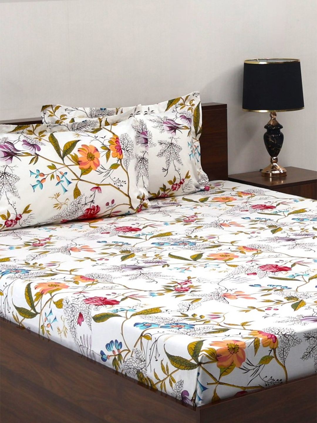 BOMBAY DYEING Floral Fiesta White Floral Cotton 140 TC Queen Bedsheet Set 2.54 m x 2.28 m