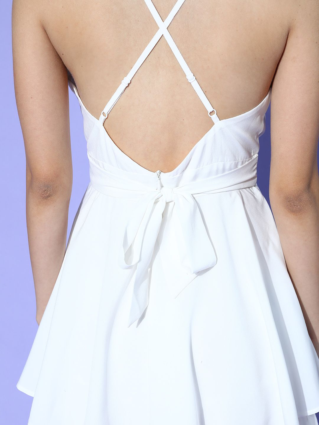 Berrylush Women Lovely White Solid Noughties Spaghetti Jumpsuit