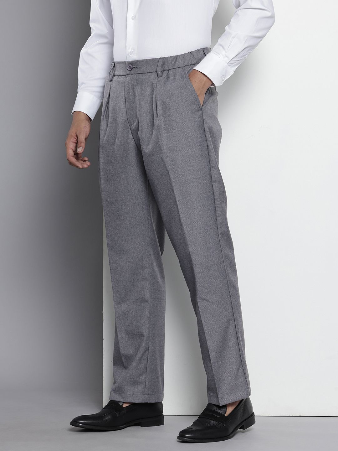 The Indian Garage Co. X Luxe Men Relaxed Straight Fit Textured Pleated Formal Trousers
