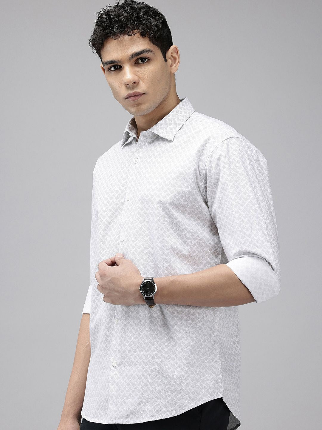 Park Avenue Pure Cotton Slim Fit Geometric Printed Casual Shirt