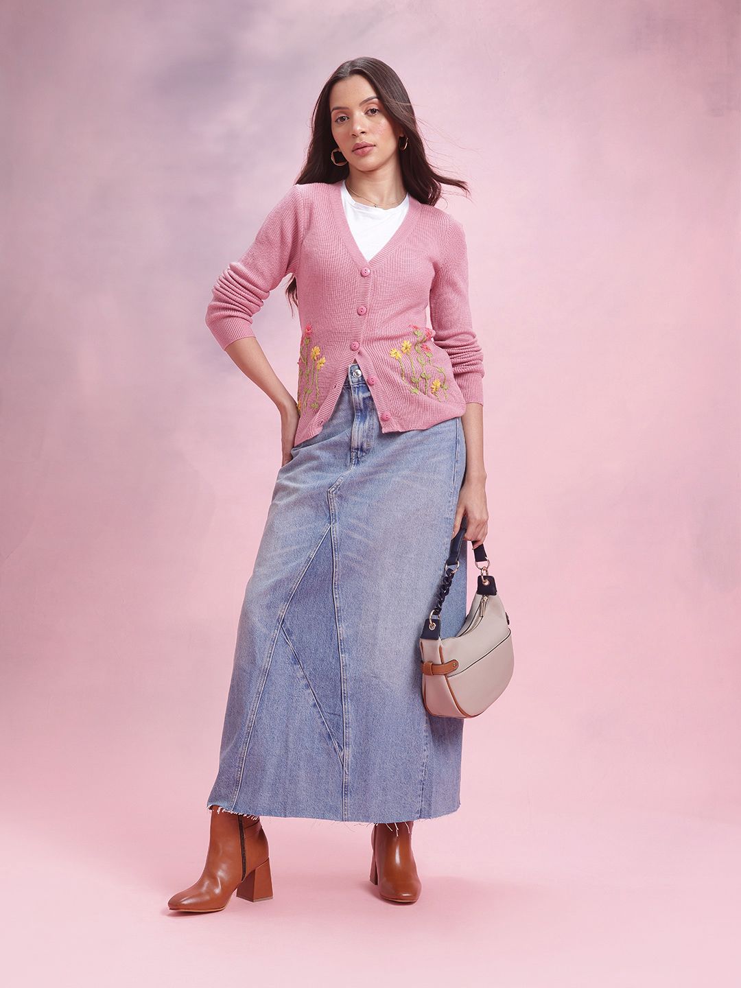 DressBerry Embroidered Acrylic Cardigan