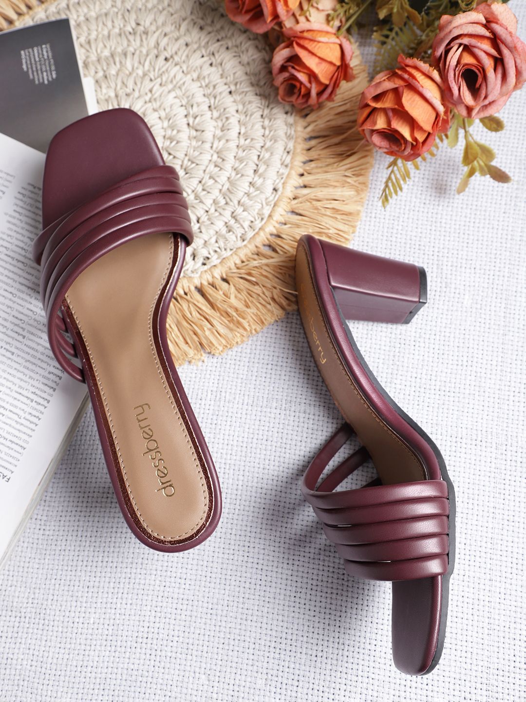 DressBerry Strappy Block Sandals