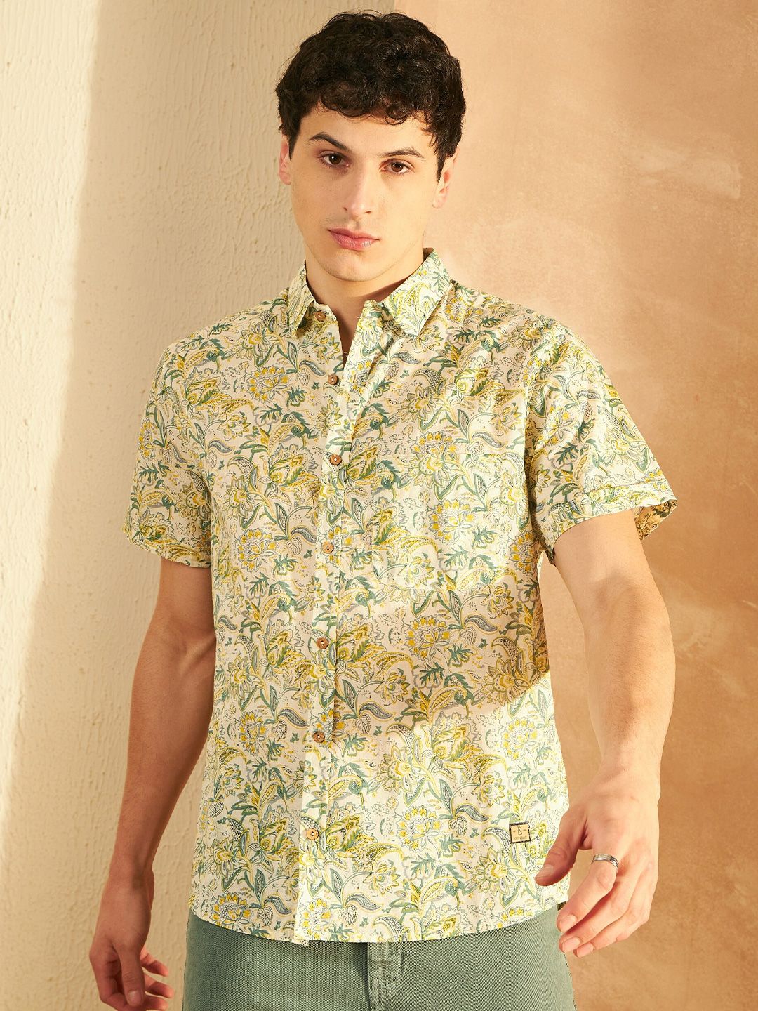 DENNISON Smart Floral Printed Spread Collar Cotton Oversized Lightweight Shirt