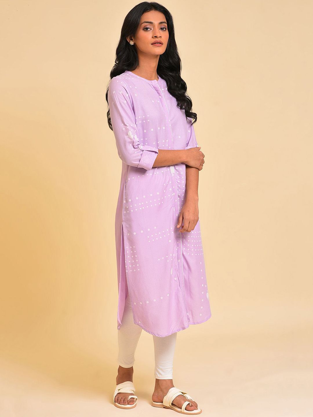 W Women Geometric Printed Mandarin Collar Roll-Up Sleeves Straight Kurta