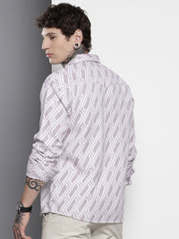 The Indian Garage Co Men Relaxed Fit Textured Resort Wear Jacquard Shirt