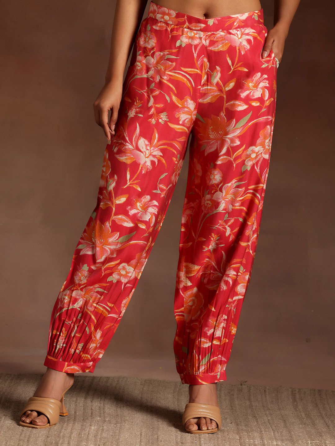 Libas Abstract Printed Regular Kurta with Salwar