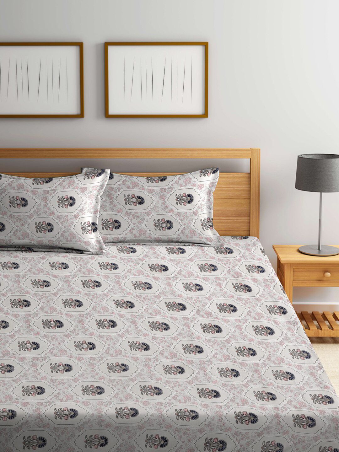KLOTTHE White Floral Printed 300 TC Fitted Super King Double Bedsheet with 2 Pillow Covers