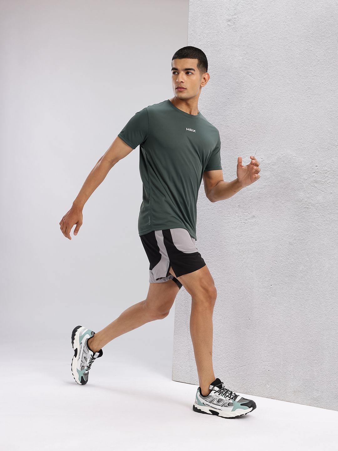 HRX by Hrithik Roshan Men Colourblocked Rapid-Dry Running Shorts