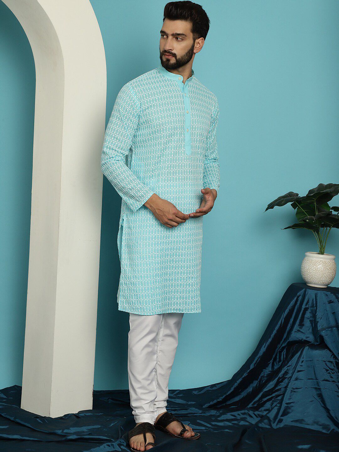 SOJANYA Motif Etnik Sulam Kurta Kapas Tulen dengan Churidar