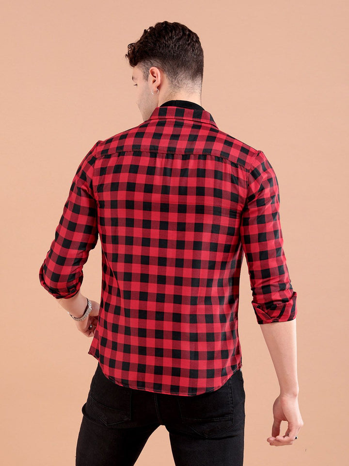 The Indian Garage Co Men Red & Black Slim Fit Checked Pure Cotton Casual Shirt