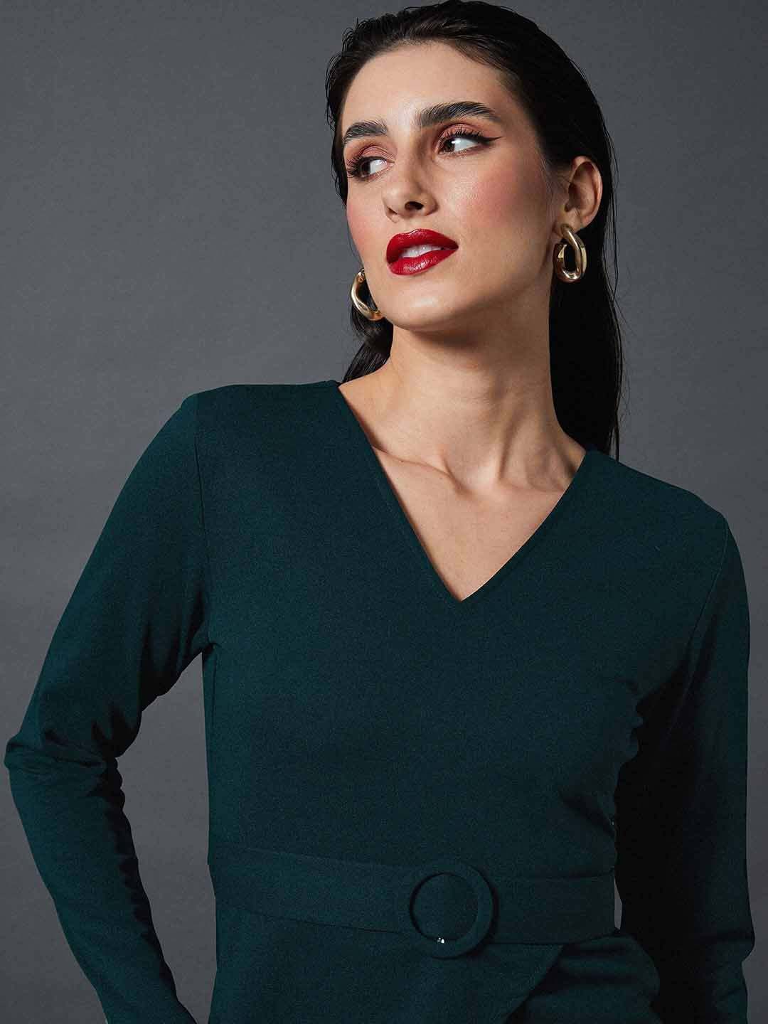 Sassafras worklyf v-neck sarung pakaian